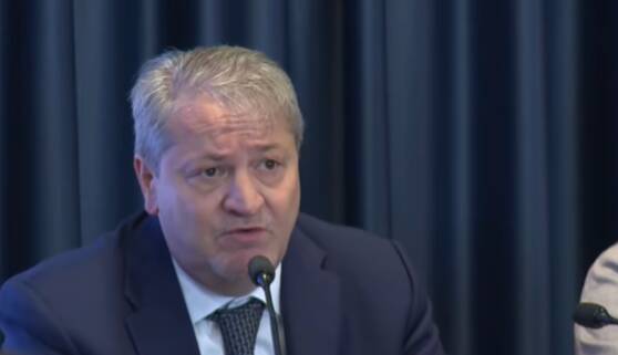 Gradimento sindaci e presidenti: Roberti crolla di 20 punti ed è ancora ultimo. Scendono Forte e Castrataro