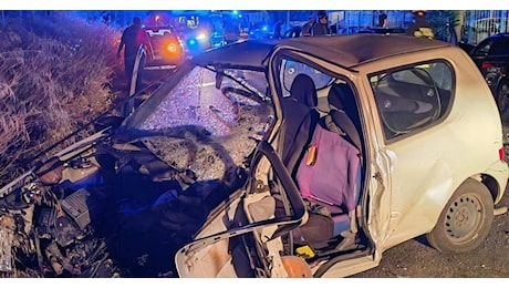 Incidente stradale nel Catanzarese: 5 feriti sulla SS106