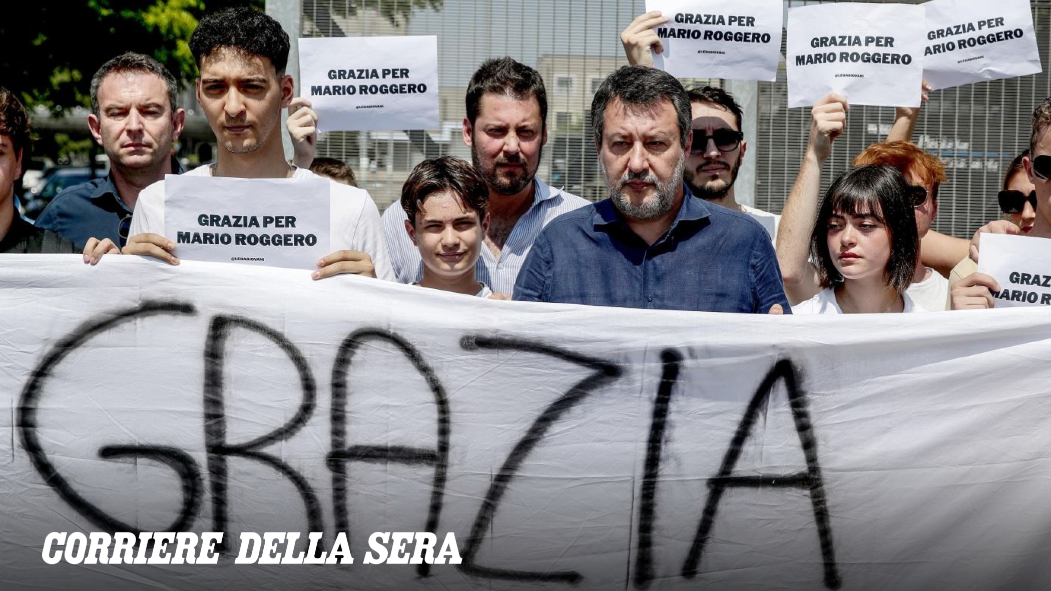 Roggero, Matteo Salvini torna al carcere di Bollate a Milano per il secondo giorno consecutivo: «14 anni per lui è ergastolo»