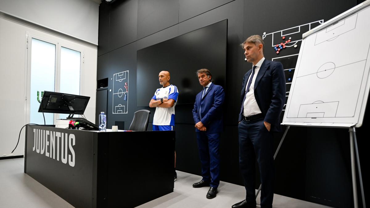 Juve, c'è il Leeds su Di Gregorio. Dopo l'amichevole di Basilea i primi colpi: ecco i piani di Carnevali