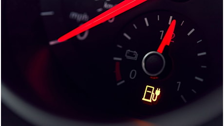 Carburanti, i benzinai chiedono al Governo un tetto nazionale ai prezzi per 90 giorni