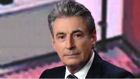 Infante-Rai, Rossi contro l’ex volto: “Ore 11 fa un po’ ridere”. E su Sciarelli e Sanremo svela le carte