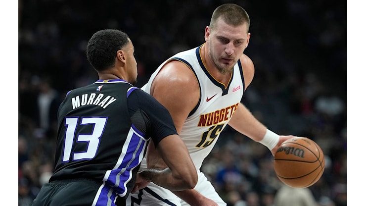 NBA, inarrestabile Nikola Jokic: 36 punti con solo due errori contro Sacramento - Sky Sport