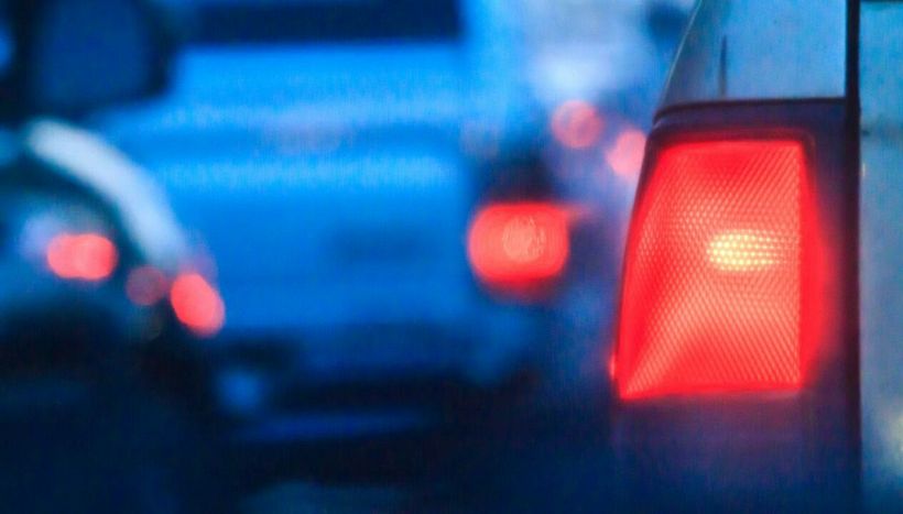 Emergency Stop Signal, cosa sono gli stop lampeggianti obbligatori sulle nuove auto