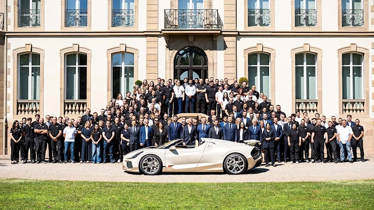 Bugatti dice addio al W16, consegnata l'ultima Mistral prima dell'era V16 - Autoblog