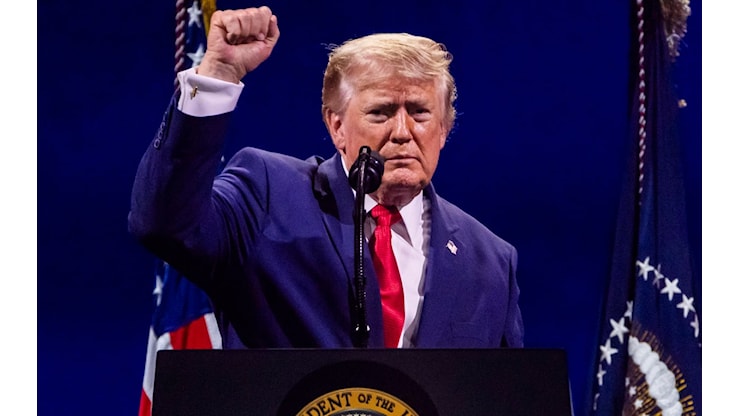 Guerra Iran USA, le ultime notizie del 10 luglio: le mosse di Trump e la situazione di Hormuz - Sky TG24