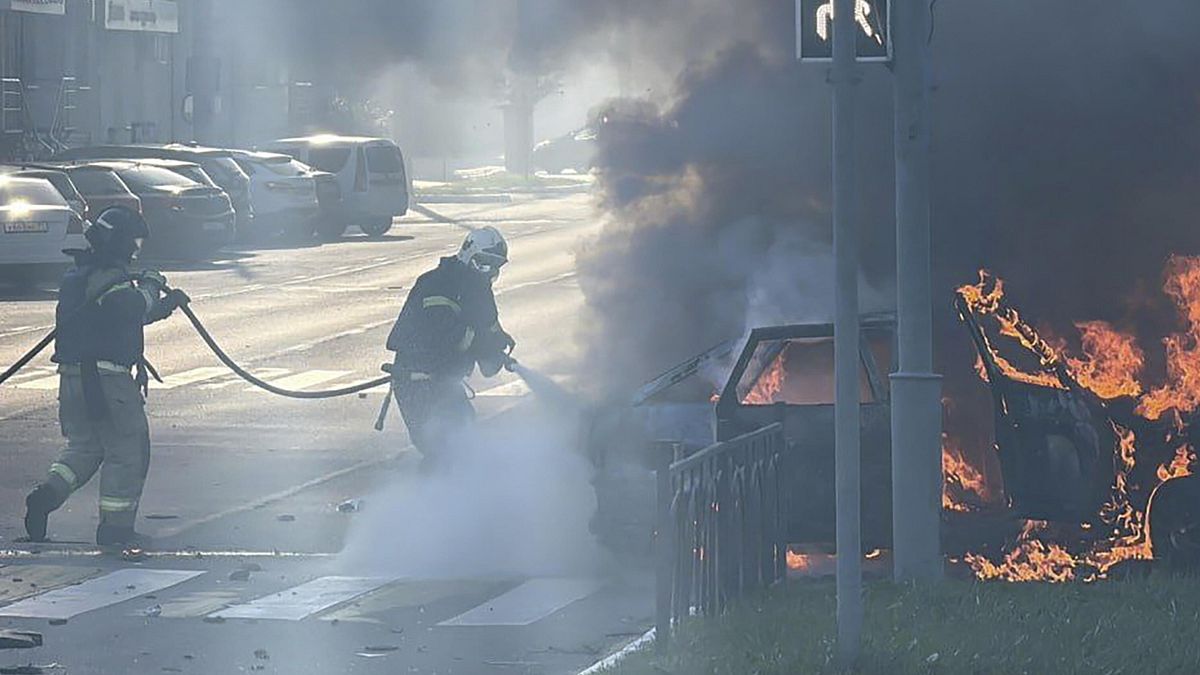 Ucraina, oltre 430 droni lanciati verso Mosca nella notte: per i media russi sono un record