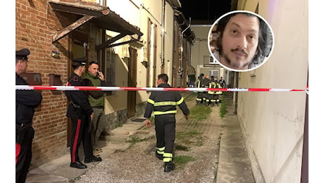 Daniele Tavoni, le liti per i soldi e il legame con la madre: chi è il 54enne fermato per il duplice omicidio di Mirandola