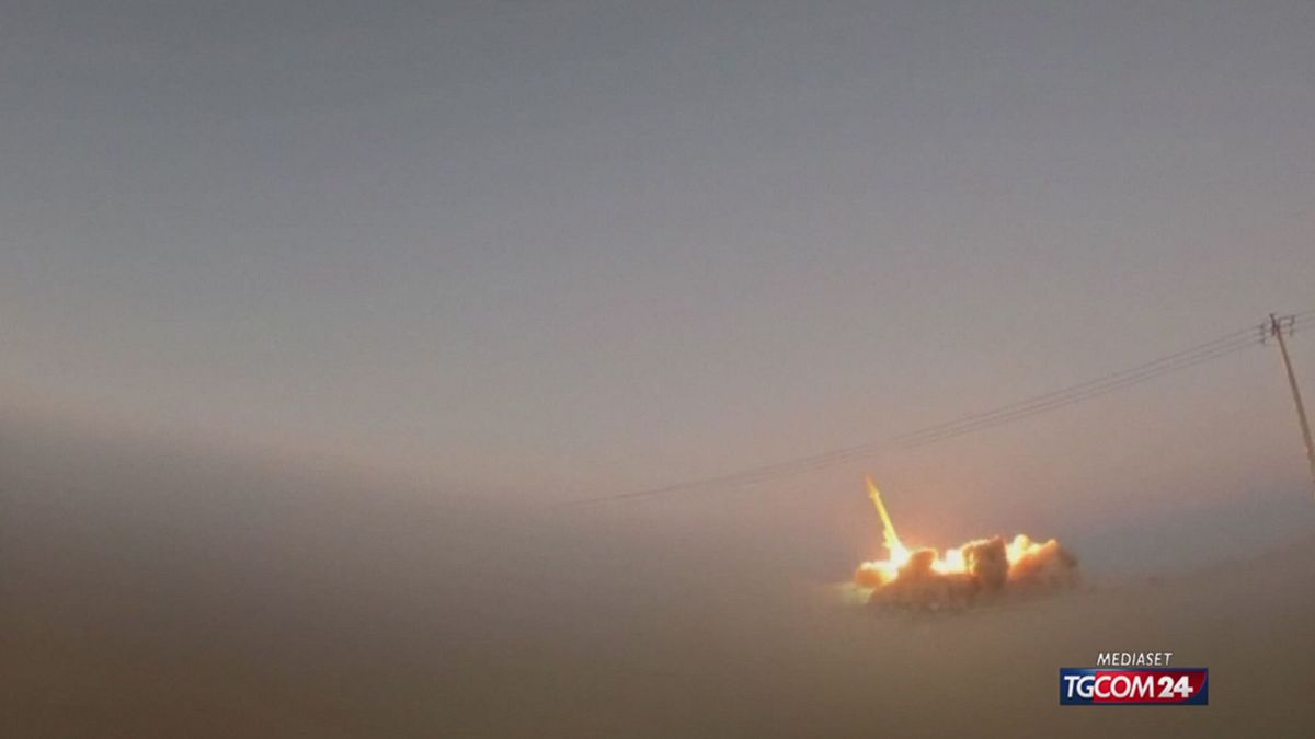 Teheran risponde all'attacco degli Stati Uniti: pioggia di missili sugli alleati di Trump