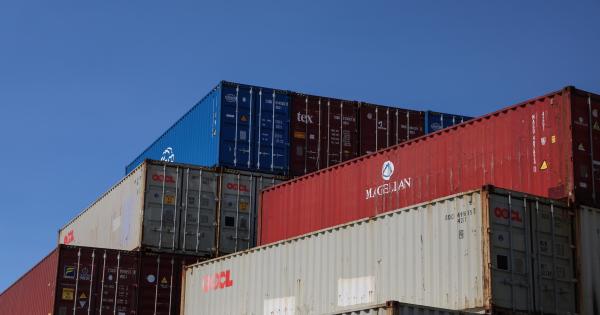 Il deficit commerciale Usa sale in maggio a 77,6 miliardi