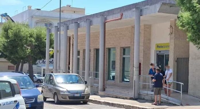 Carovigno: assalto al portavalori davanti alle Poste, tre arresti dopo la fuga