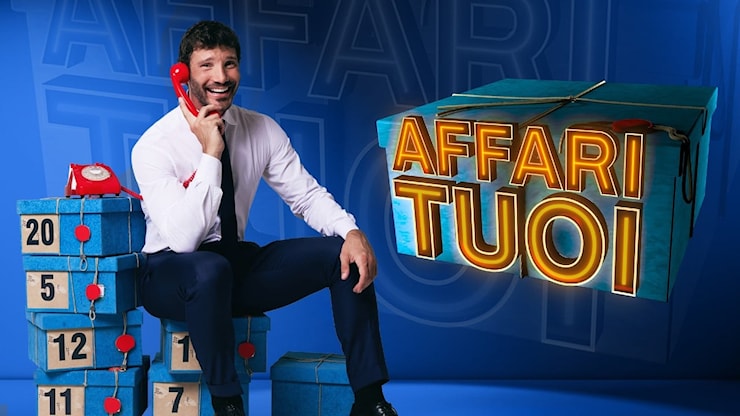 Affari Tuoi, Stefano De Martino si ferma anche Stasera: ecco quando torna su Rai 1 - ComingSoon.it