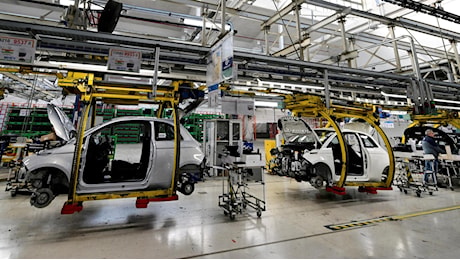 Auto, l'asse franco-tedesco sblocca i dossier Ue: emissioni all'80% e clausola Made in Europe