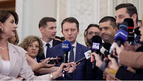 Romania senza governo: Mureșan bocciato in Parlamento e crisi aperta