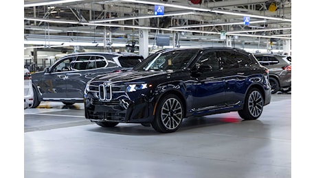 BMW completa investimento da 1,7 miliardi di dollari e presenta la nuova X5 a Spartanburg