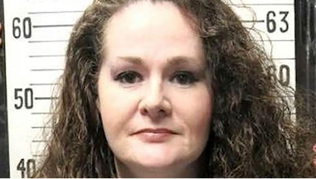 Christa Pike sopravvive a due dosi di pentobarbital: il Tennessee sospende le esecuzioni