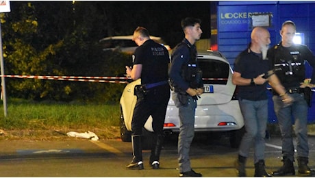 Reggio Emilia, l'aggressore del distributore si toglie la vita in carcere