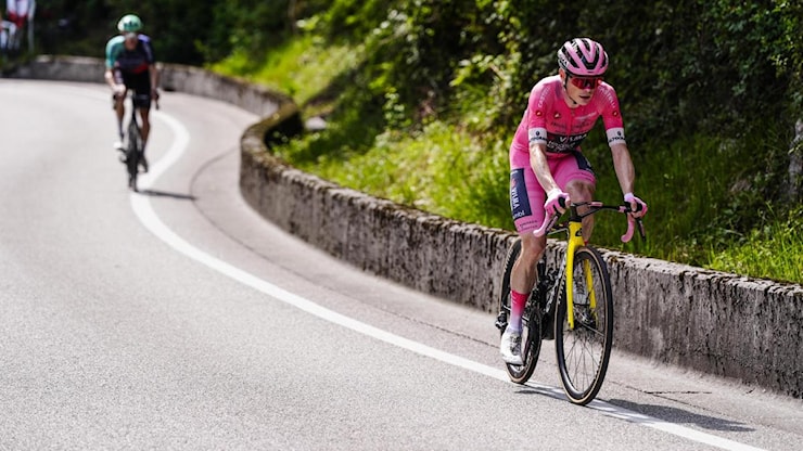 Il Giro lo dice chiaramente: Vingegaard è l'unica alternativa a Pogacar - La Gazzetta dello Sport