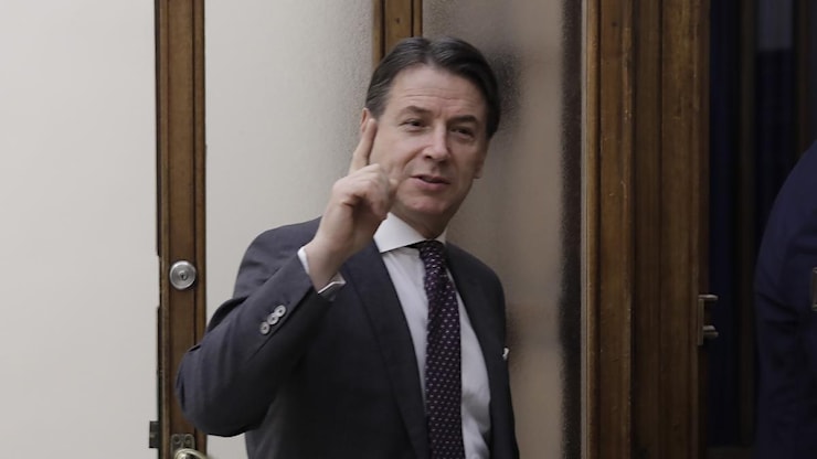 Il M5S trumpiano che spiazza i dem e accentua i tono anti Bruxelles - Corriere della Sera