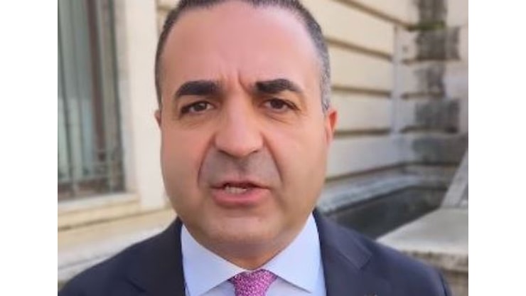 Reggio Calabria, rinviata la proclamazione del neo sindaco Francesco Cannizzaro per i funerali della piccola Eva - Approdo Calabria
