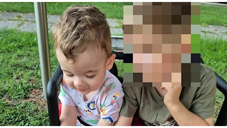 Bimbo investito e ucciso nel cortile di casa a Saonara, indagato l'amico del papà