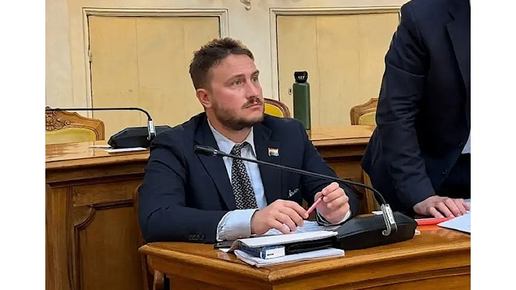Le reazioni. De Lucia: “Reggio non merita queste figuracce” - 24Emilia