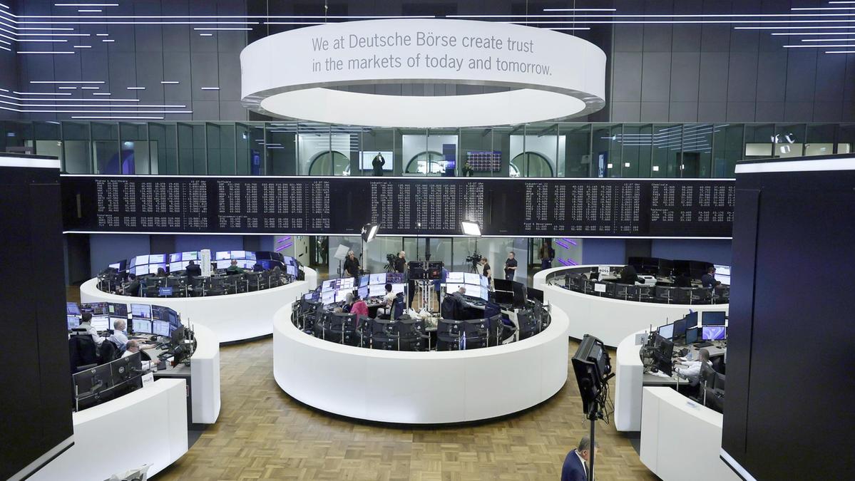 Borsa: Europa in caduta con escalation Usa-Iran, Francoforte -2,28%