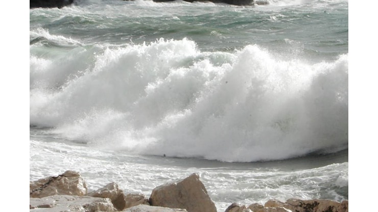 Tragedia in mare, un 28enne muore mentre pesca nelle acque di Porto Empedocle - QdS