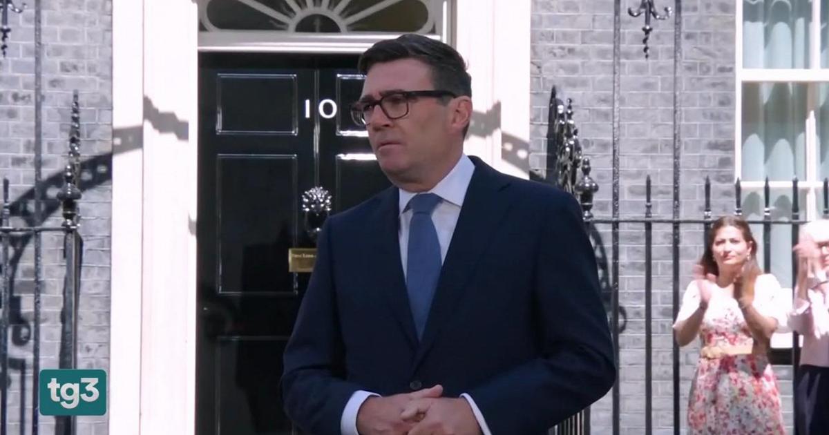 Regno Unito, inizia l’era Burnham: svolta a Downing Street per i laburisti