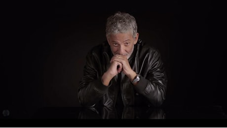 Fiorello torna su Rai1: l'annuncio social in stile Brad Pitt e l'attesa per la seconda metà di ottobre