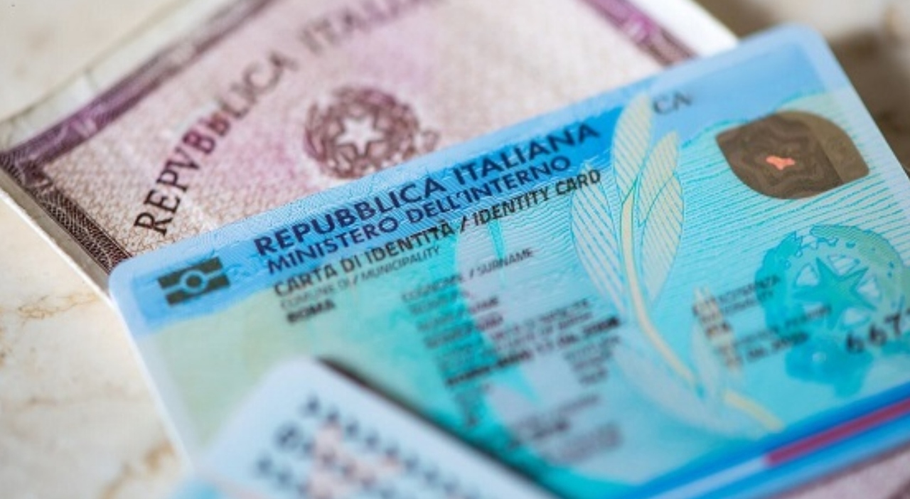 Carta d'identità elettronica a Roma: open day sabato 4 e domenica 5 luglio. Ecco tutte le informazioni complete su come ricevere il documento