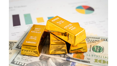 Oro e argento crollano: i rendimenti dei bond frenano i metalli preziosi
