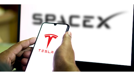 Tesla e SpaceX verso la fusione: nasce un colosso da 3.600 miliardi?