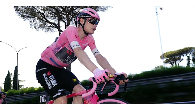 Vingegaard conquista il Giro d'Italia! Milan vince allo sprint l'ultima tappa a Roma al Circo Massimo - Tuttosport
