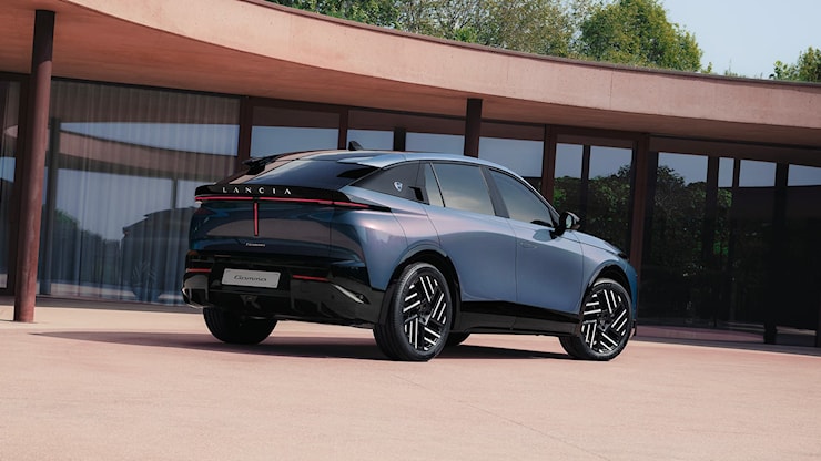 Maserati rimandata a dicembre, Lancia cambia assetto: il piano Stellantis prende forma - ClubAlfa.it