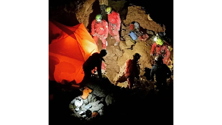 Garessio, speleologo finalese intrappolato in una grotta: salvato dopo 12h di intervento - IVG.it
