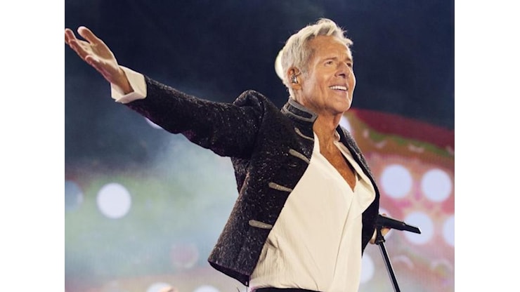 Claudio Baglioni ha una polmonite acuta, il tour slitta al 2027: il nuovo calendario e come fare per i biglietti - Corriere Bergamo