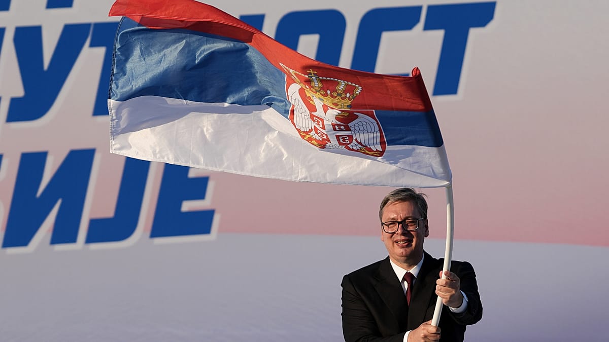 Serbia, il presidente Vučić si dimette entro poche settimane e chiede elezioni anticipate