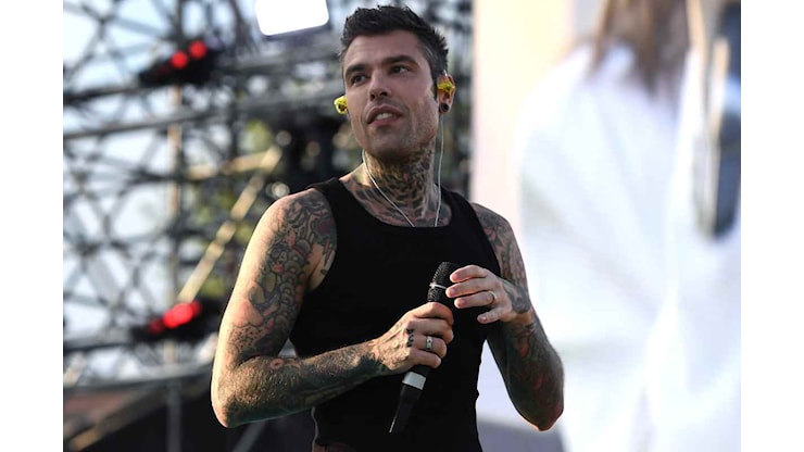 Fedez e Giulia Honegger: nuova vita a Forte dei Marmi - notiziemusica.it