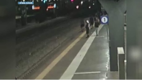 Omicidio in stazione a Milano, arrestati altri sei Latin King