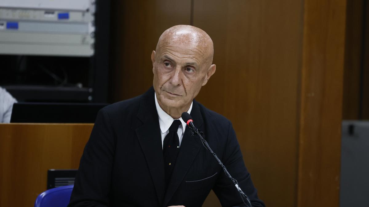 Minniti: «La sicurezza resta un cardine, ma quella di Roggero non è stata legittima difesa. Stop alla super giuria dei social»