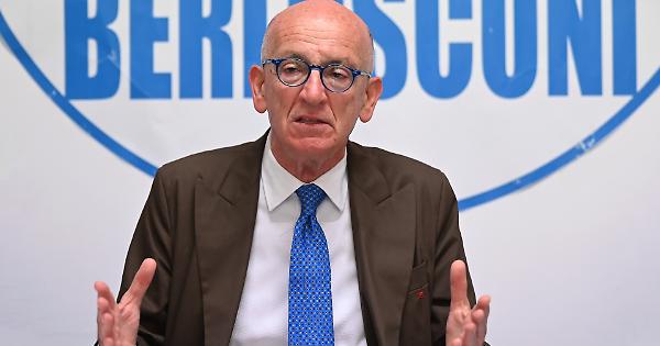 Legittima difesa, Sisto boccia la proposta della Lega: «Sconvolge il diritto penale»