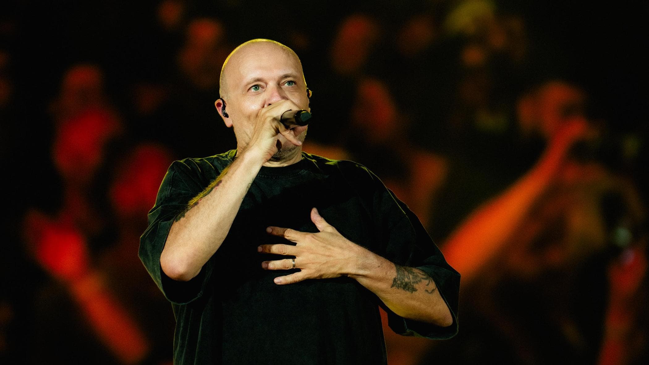 L’eterno ritorno di Max Pezzali: gli anni d’oro non finiscono mai