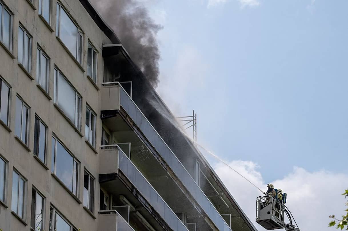 Belgio, incendio in un palazzo ad Anversa. Almeno 5 morti
