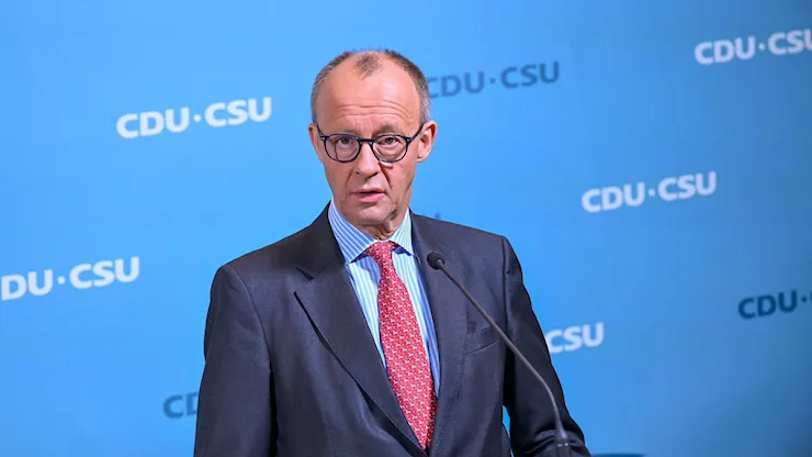 Unicredit, Merz si arrende: “Non stiamo ostacolando l’acquisizione di Commerzbank” - firstonline.info