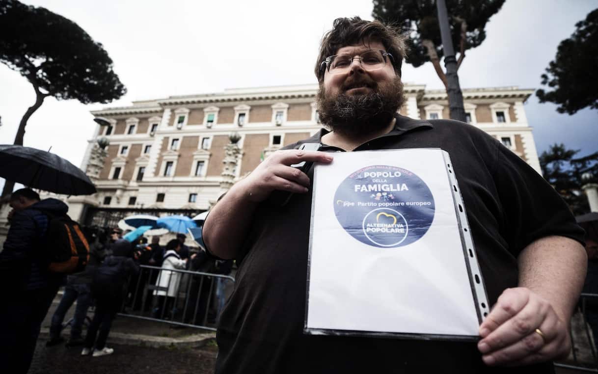 Adinolfi arrestato per truffa: “Sono innocente, vivo con serenità una vicenda surreale”