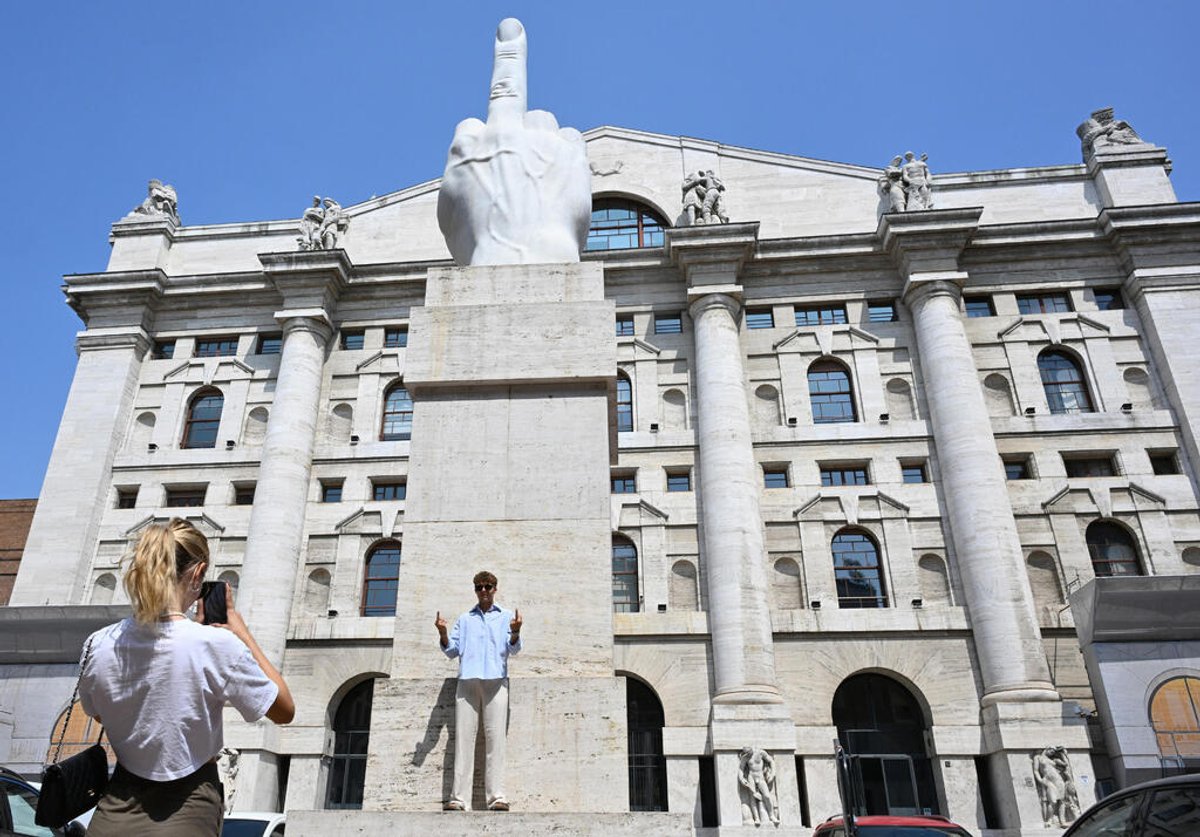 Borsa Milano positiva: Ftse Mib +0,33% con sprint di Stellantis e Nexi