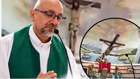 Padre Patricio, ucciso dalla croce durante la messa in diretta a Guayaquil