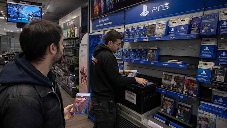 Il futuro digitale di PlayStation preoccupa anche Kojima - tomshw.it