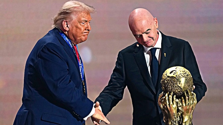 L'ultima sviolinata di Infantino a Trump: Non ha bisogno di complimenti, ma senza di lei questo Mondiale non avrebbe avuto un successo simile - Il Fatto Quotidiano